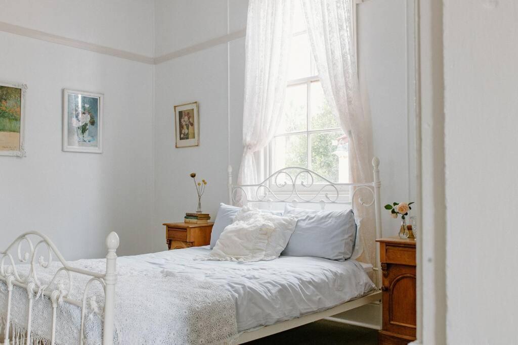 The School House: Family-friendly Retreat Near Berry And Kangaroo Valley Holiday home